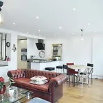 Appartement Spacieux Avec Terrasse 70M2