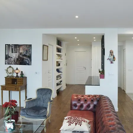 Spacieux Avec Terrasse 70m2 *