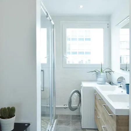 Spacieux Avec Terrasse 70m2 Parigi